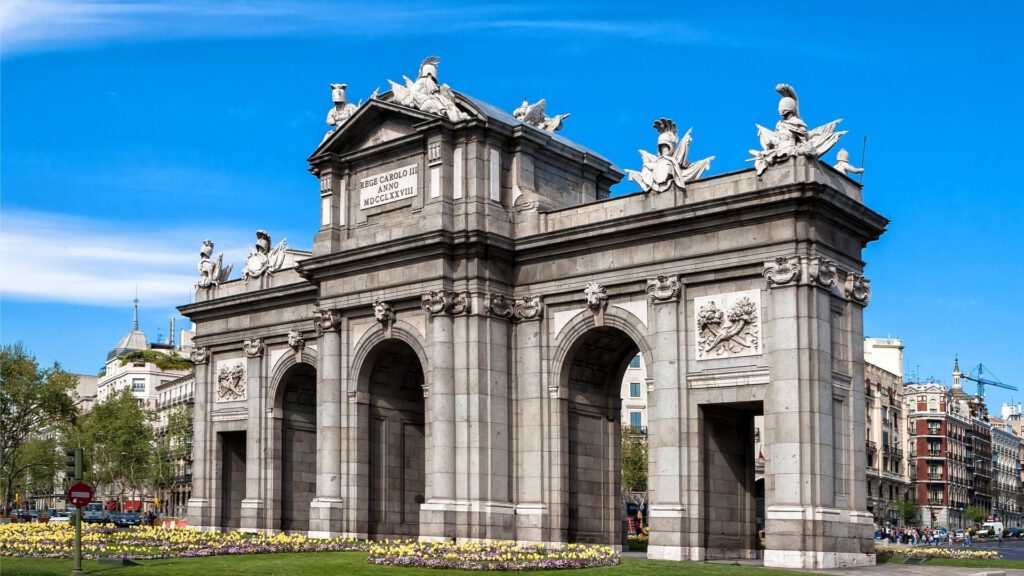 4_razones_para_viajar_a_madrid_alcala
