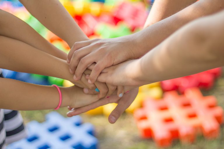 Ser-solidarios-en-la-escuela-blog-portada