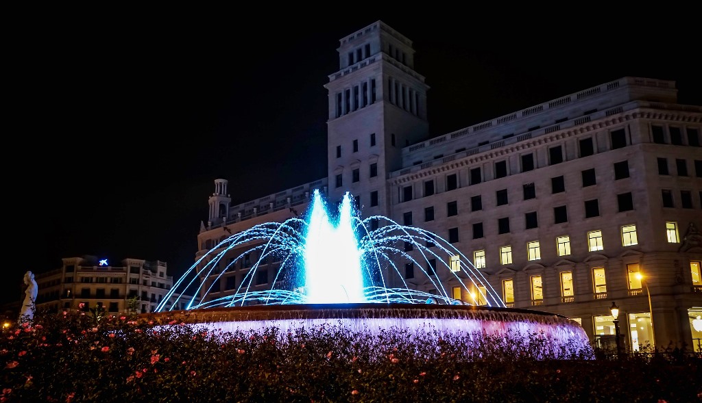 Viaja_por_tu_ciudad_4_razones_para_conocerla_noche