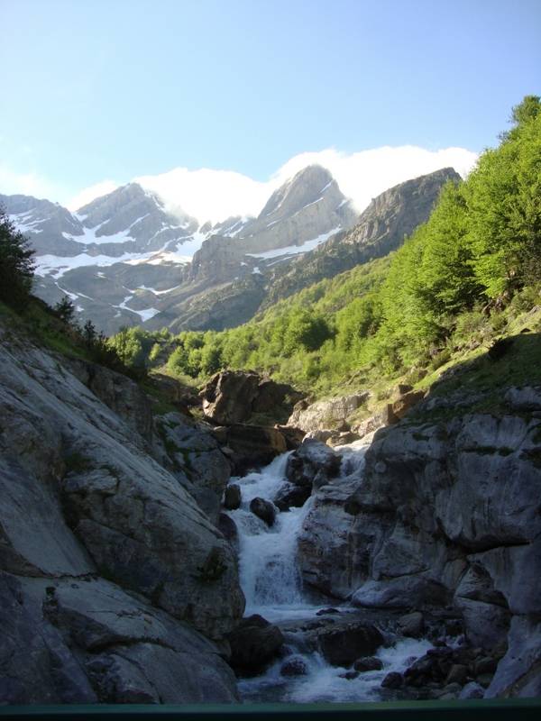 viajes-fin-de-curso-montana-jaca-paisaje