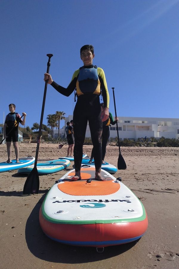 viajes-fin-de-curso-playa-nerja-paddle-surf