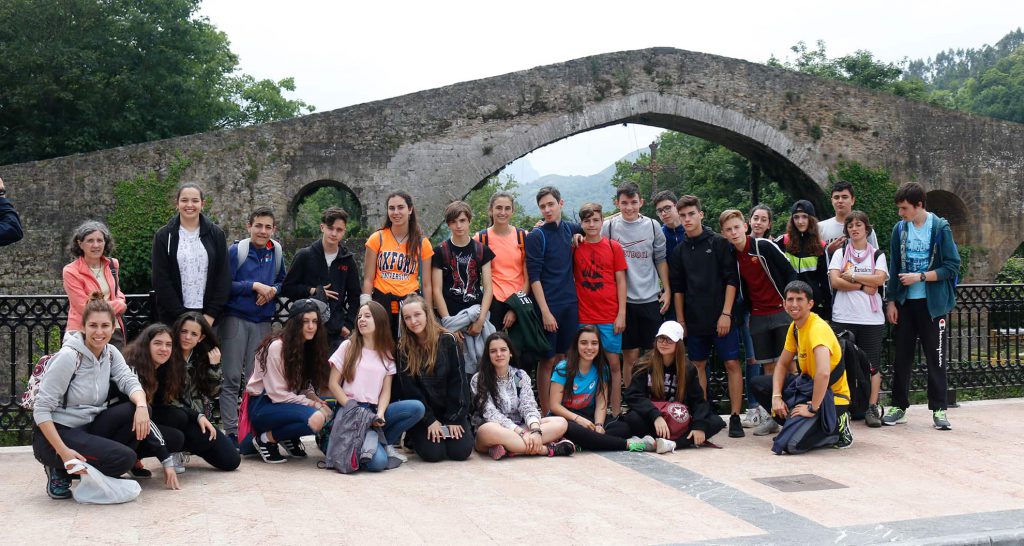 colectivo-tandem-viajes-fin-de-curso-montana-arriondas
